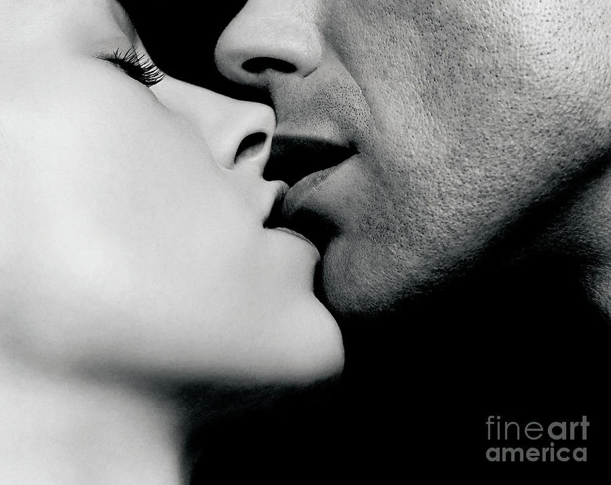 Bakterie w ślinie: ukryty powód Twojego zakochania (2026) - image 1