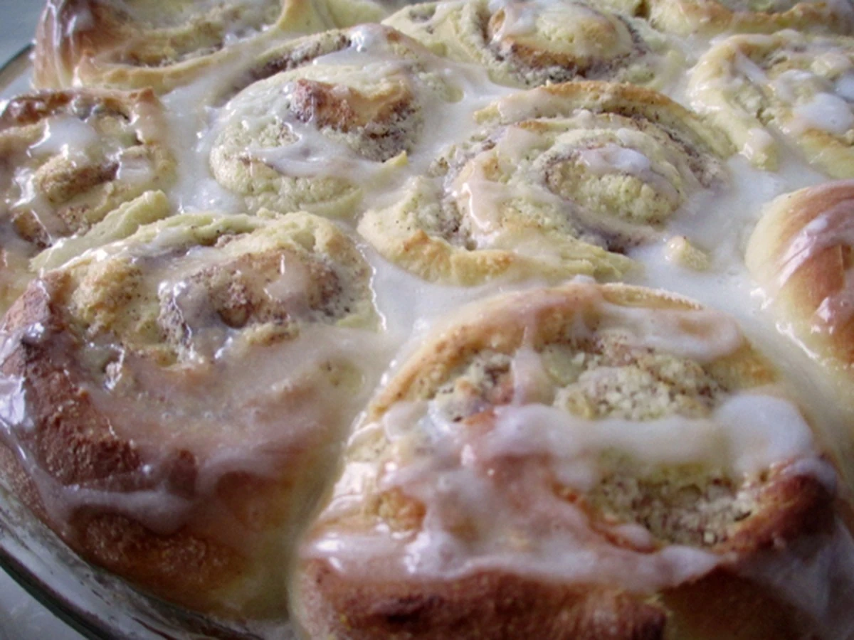 Dlaczego alzaccy piekarze wybierają domowe schneckekueche zamiast cinnamon rolls - image 1