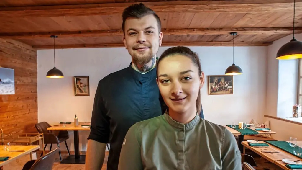 Dlaczego czołowi krytycy kulinarni zjeżdżają do małej wioski dla 20-letniej szefowej kuchni