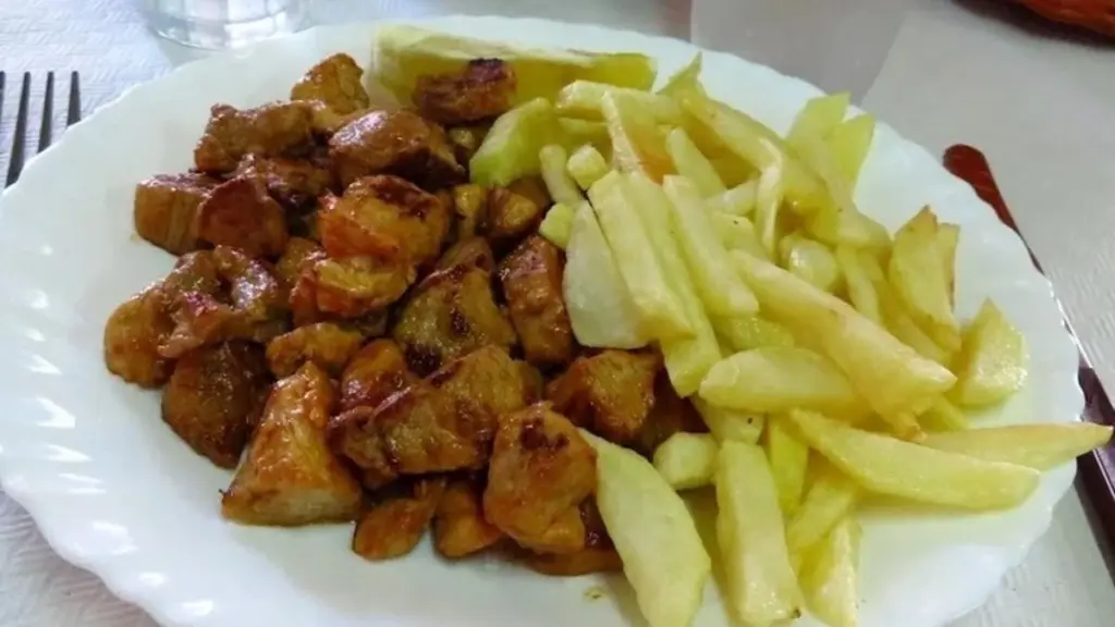 Dlaczego doświadczeni podróżnicy szukają lokalu w Guía de Isora zamiast kurortów