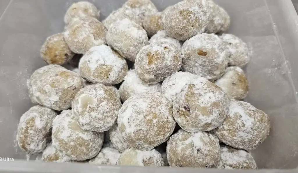 Dlaczego doświadczeni cukiernicy dodają syrop klonowy do ciasteczek maślanych