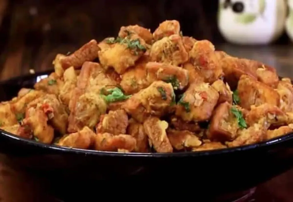 Dlaczego doświadczeni rodzice dodają jajka do grzanek właśnie w ten sposób