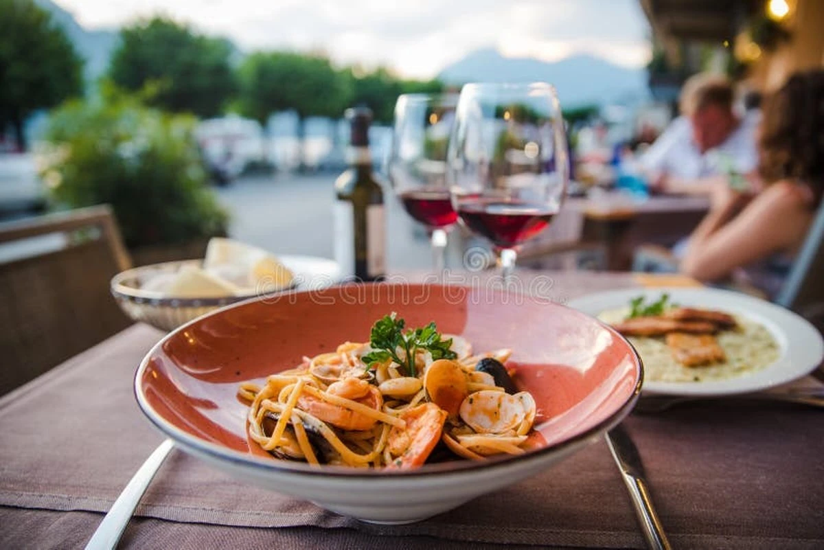 Dlaczego doświadczeni smakosze wybierają fasolę z Minturno zamiast kolacji w Rzymie - image 1
