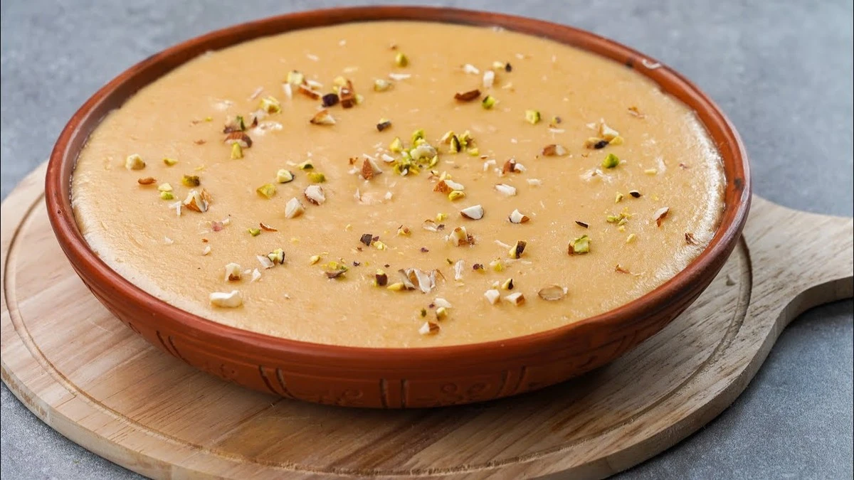 Dlaczego doświadczeni kucharze dodają biały chleb do mleka przygotowując deser na Ramadan - image 1