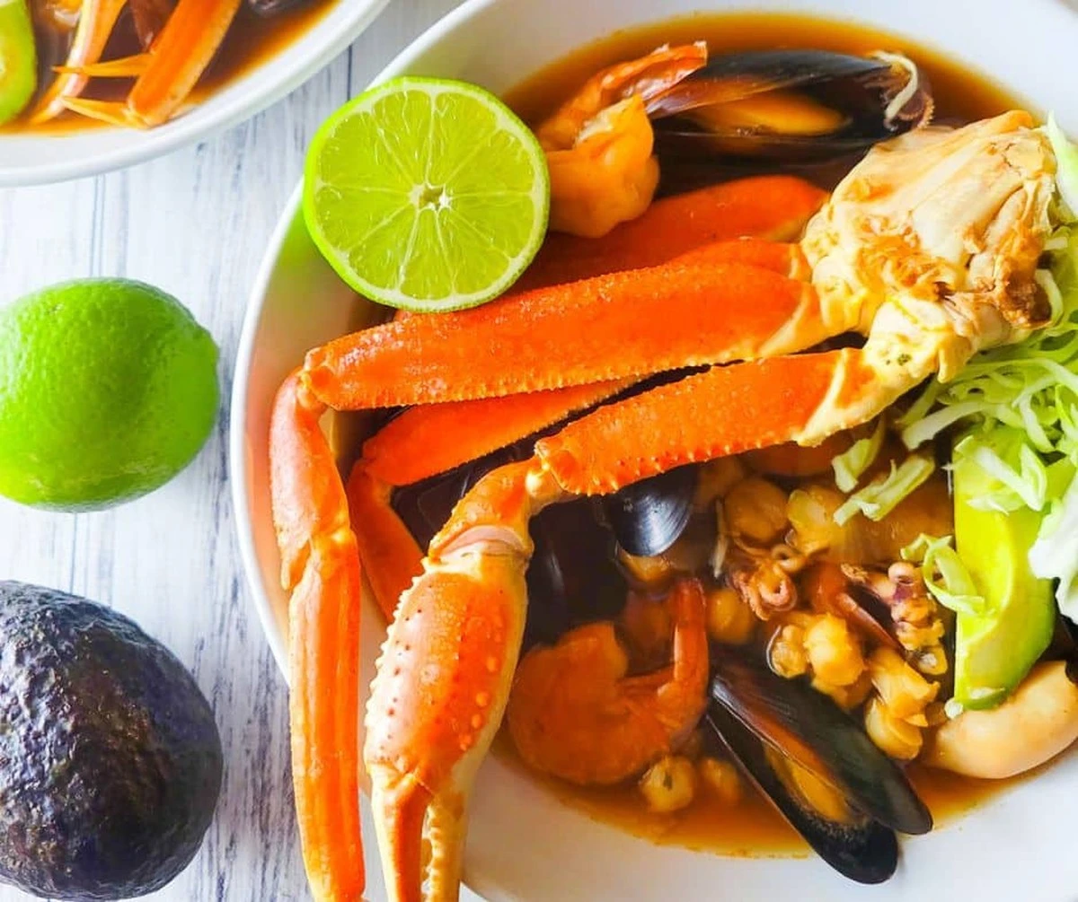 Dlaczego doświadczeni kucharze dodają kostkę masła do zupy rybnej - image 1