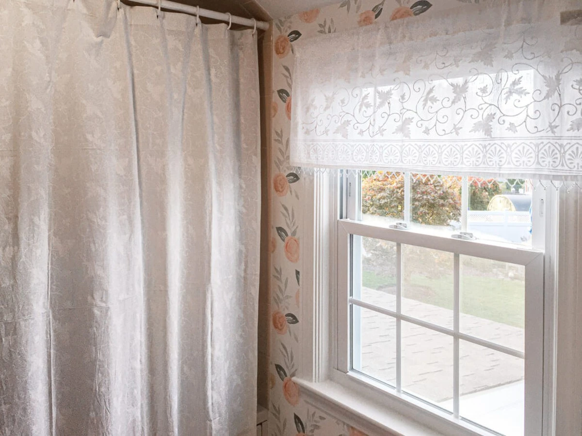 Dlaczego doświadczone gospodynie zawsze wsypują dwie łyżki sody do pralki - image 1