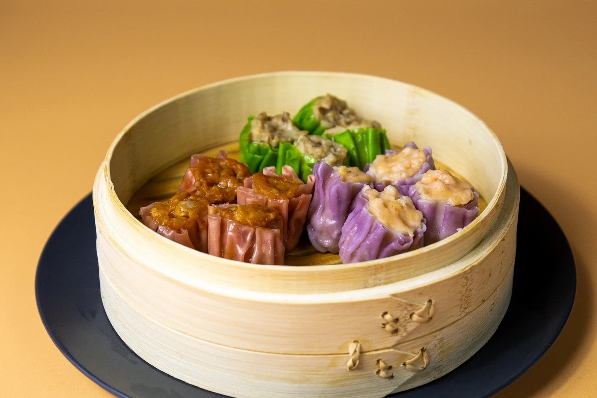 Dlaczego do tych kolejek w Sakai ustawiają się wszyscy: nielimitowany czas na dim sum stał się faktem - image 1