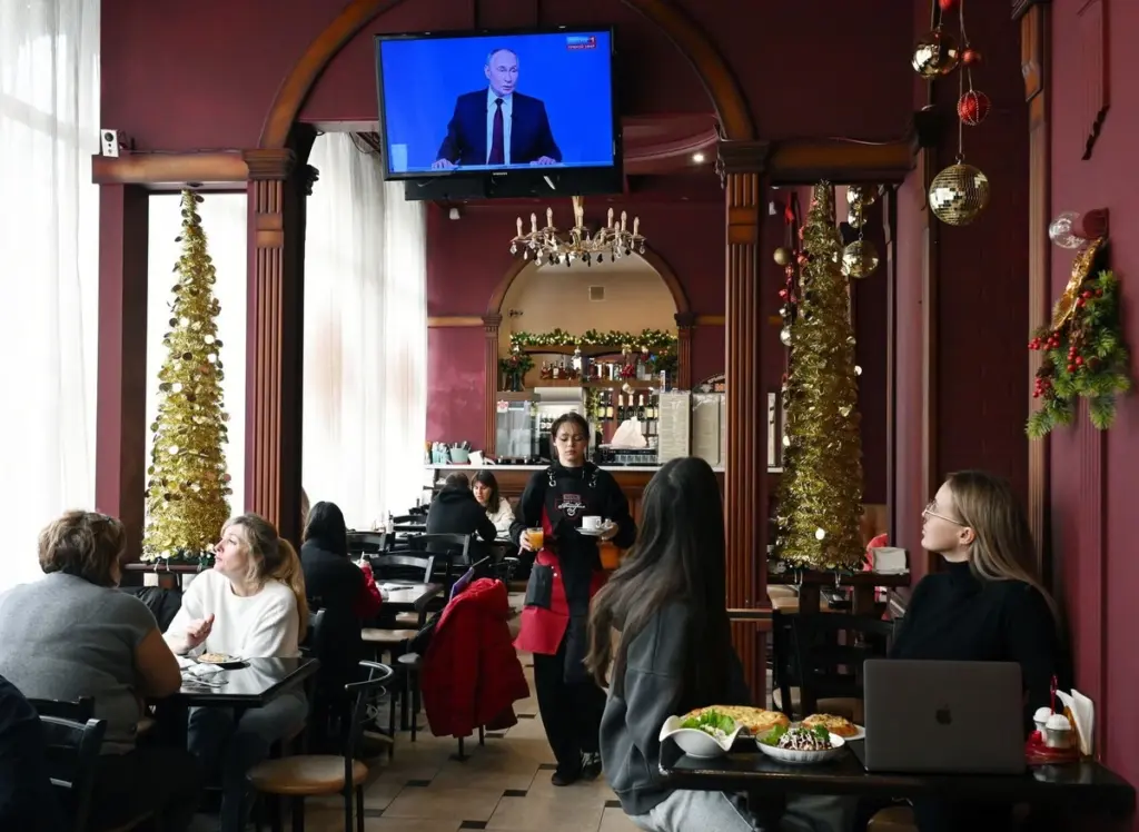 Dlaczego kucharze w Rosji dodają kukurydzę do „węgierskiego” gulaszu