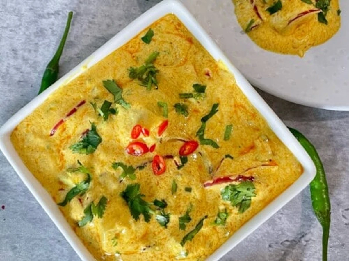 Dlaczego kucharze z regionu Himalajów zawsze dodają gorącą oliwę do zimnego jogurtu - image 1