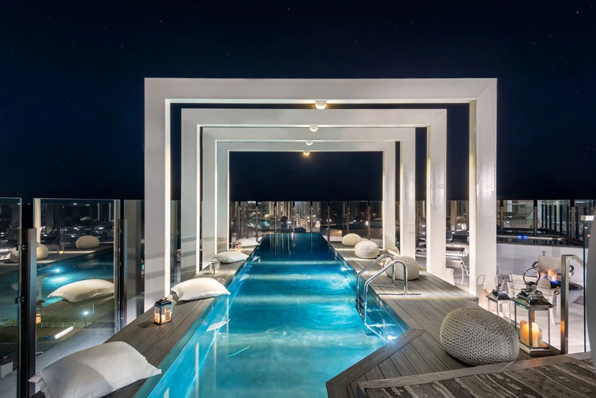 Dlaczego Madryt kładzie błękitną terakotę w miejscu starej fabryki azbestu - image 1