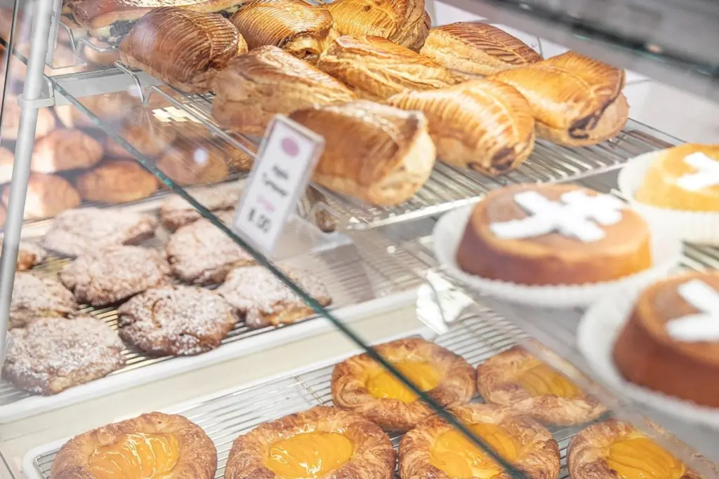 Dlaczego mieszkańcy Palm Springs zawsze zamawiają ten gęsty koktajl z daktyli