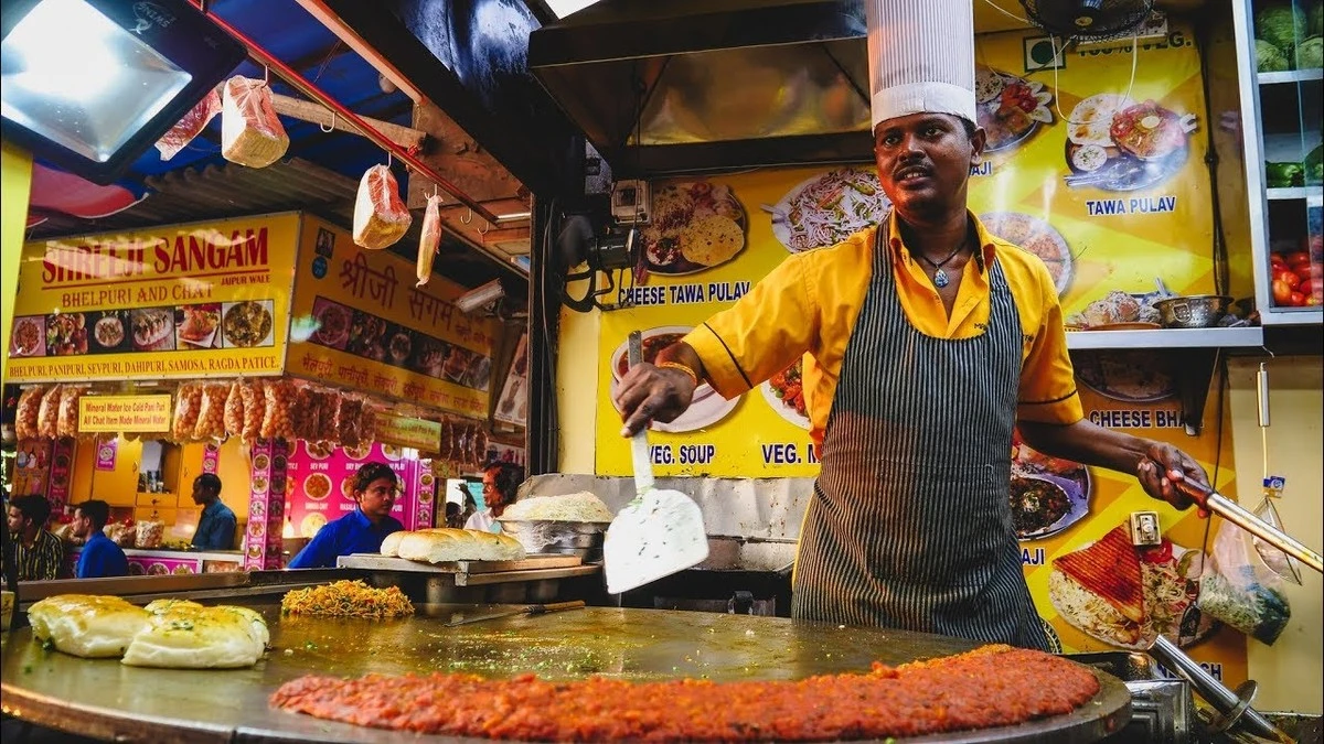 Dlaczego mieszkańcy Purnii codziennie ustawiają się w kolejce po chole bhature za 50 groszy - image 1