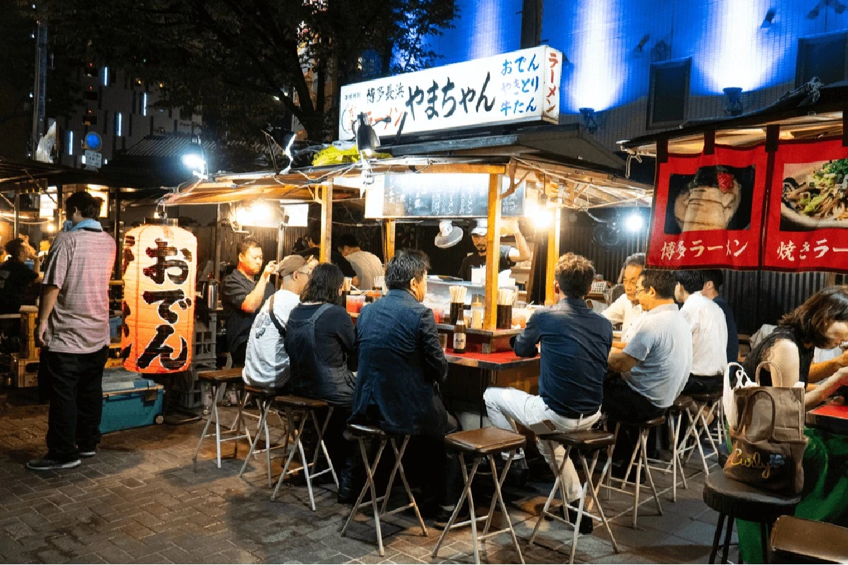 Dlaczego mieszkańcy Ageo od 60 lat wybierają ten mały okienkowy sklep z drobiem - image 1