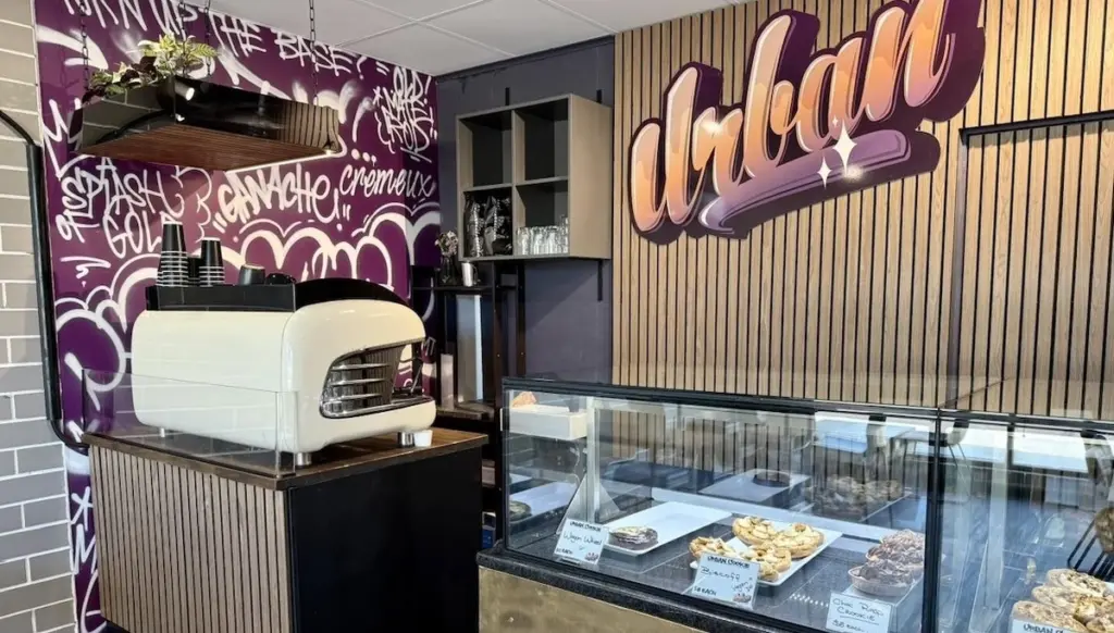 Dlaczego mistrz cukiernictwa porzucił spawarkę dla deserów petit gâteaux