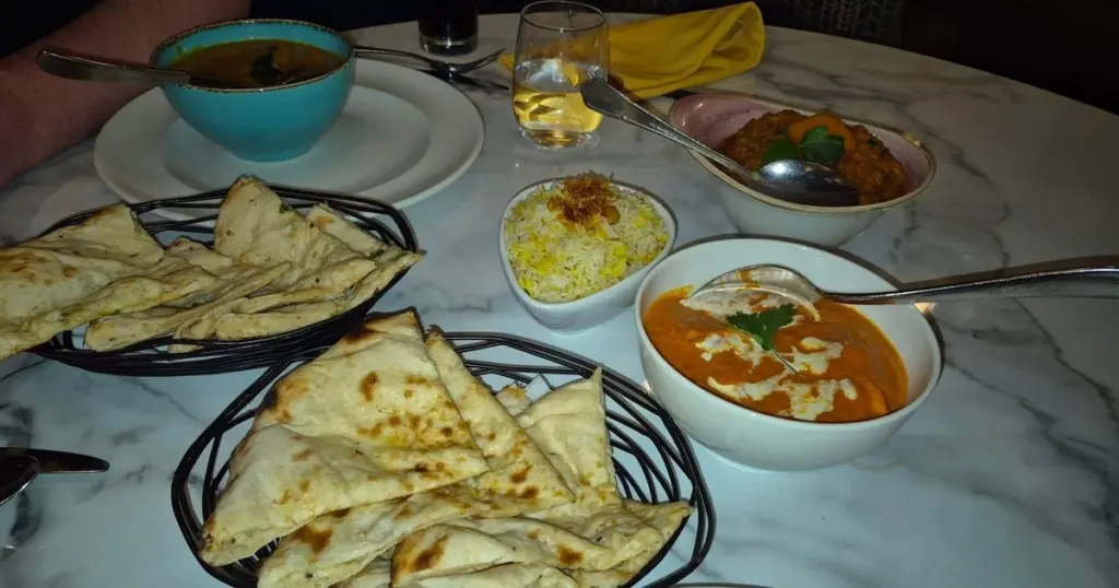 Dlaczego najlepsi kucharze curry zawsze serwują krewetki z dynią