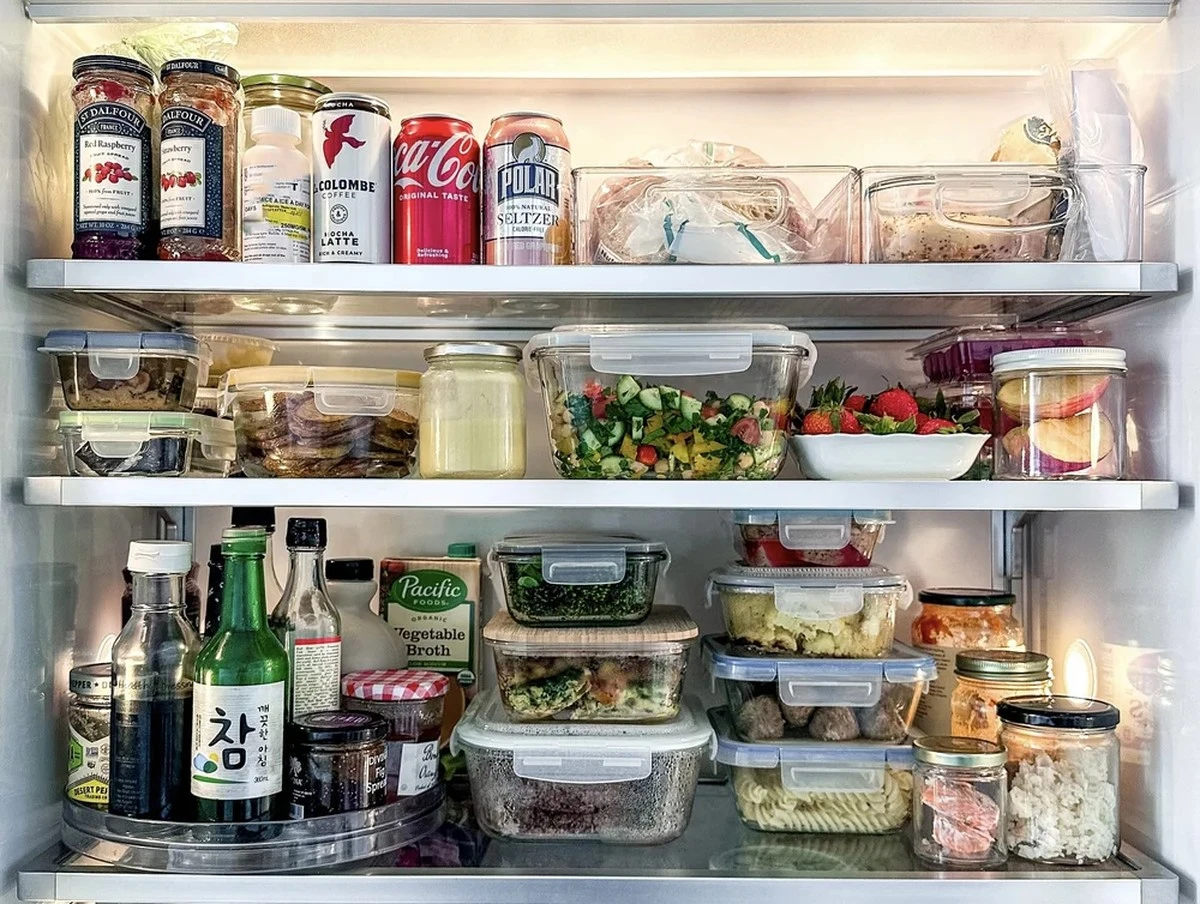Dlaczego nigdy nie warto kłaść tych 5 rzeczy na lodówce - image 1