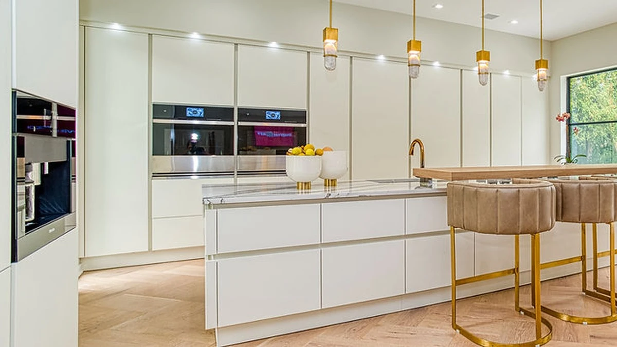 Dlaczego Polacy przepłacają za ekspresy do kawy? Ranking 20 modeli, które realnie warto mieć w kuchni - image 1