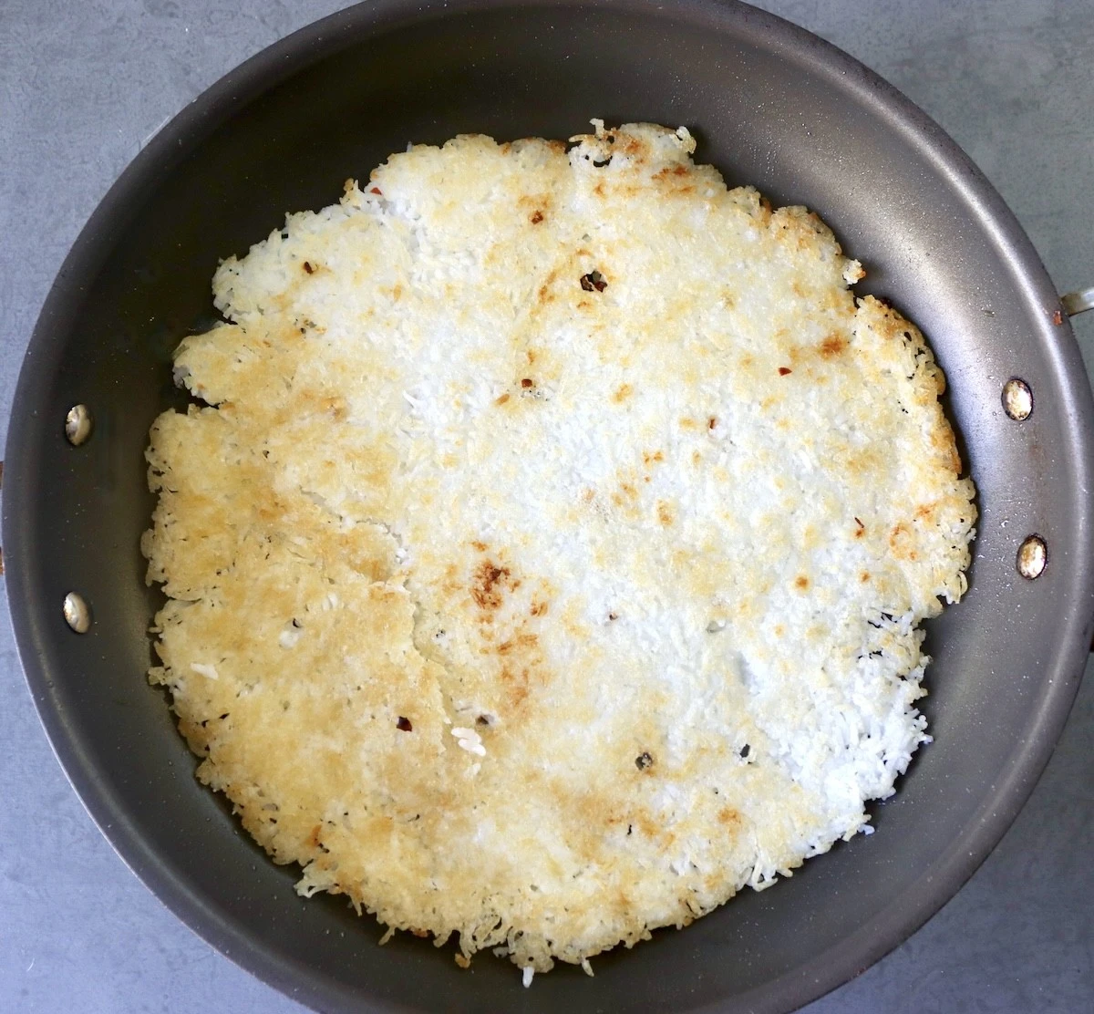 Dlaczego profesjonalni kucharze zawsze zostawiają porcję ryżu na następny dzień - image 1