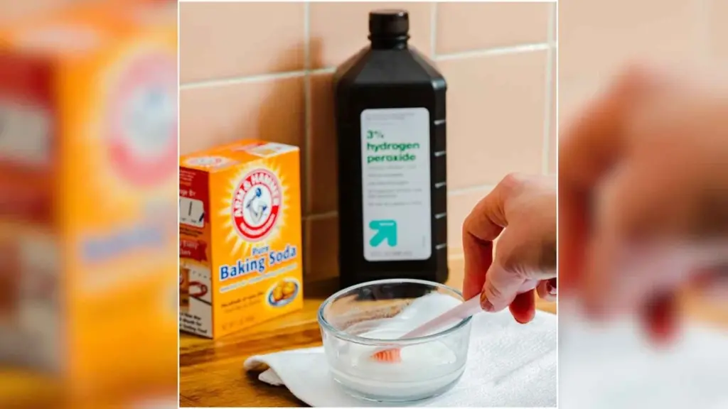 Dlaczego warto dodać wodę utlenioną do sody przed czyszczeniem fug