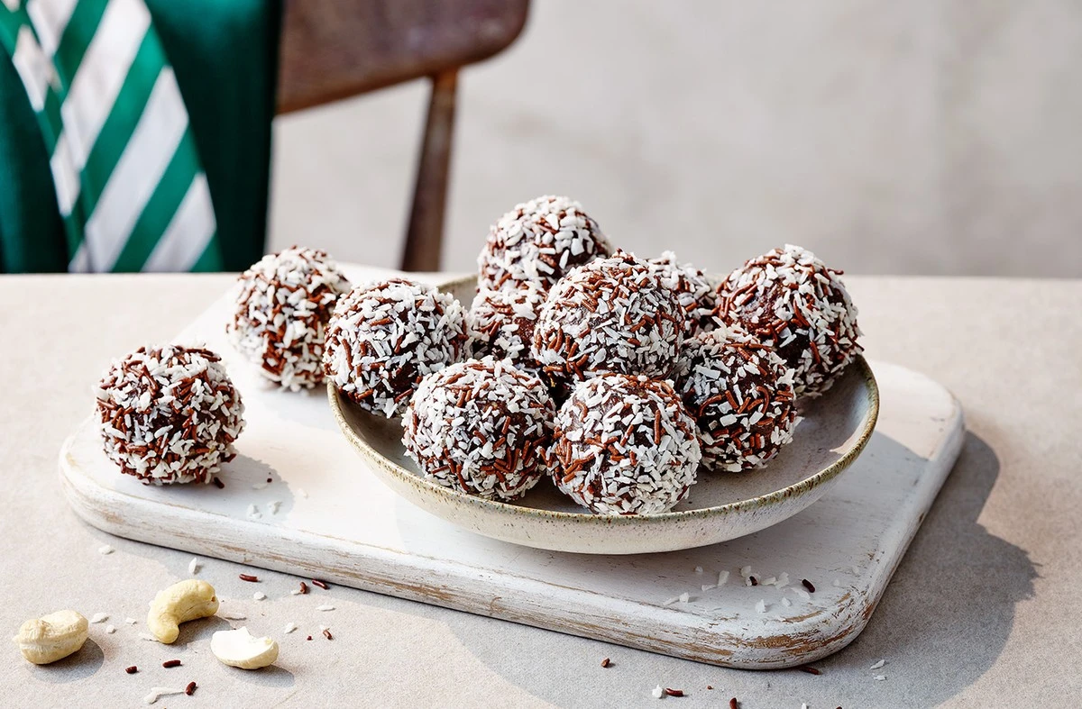 Dlaczego warto dodać łyżkę mąki ragi do deserów, aby zapomnieć o spadkach energii - image 1