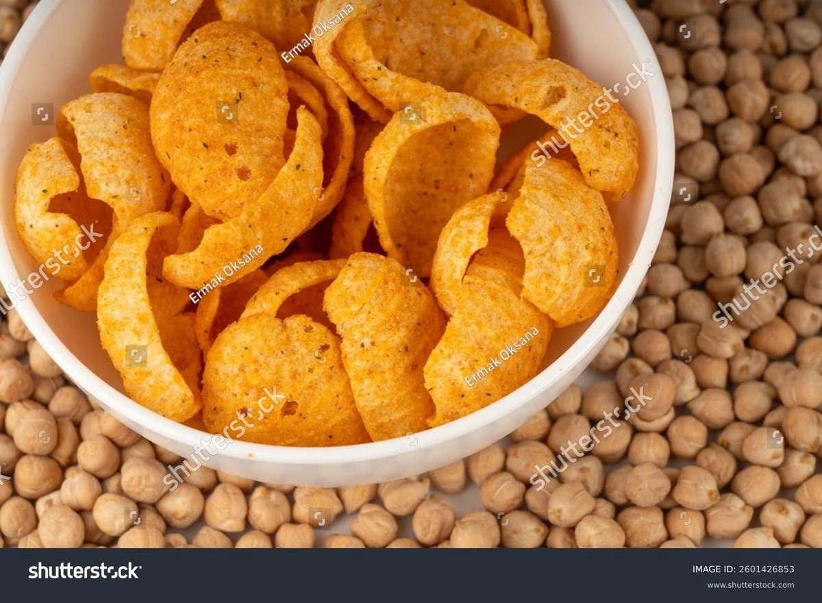 Dlaczego warto kupić mąkę z ciecierzycy i trzymać ją w szafce na czarną godzinę - image 1