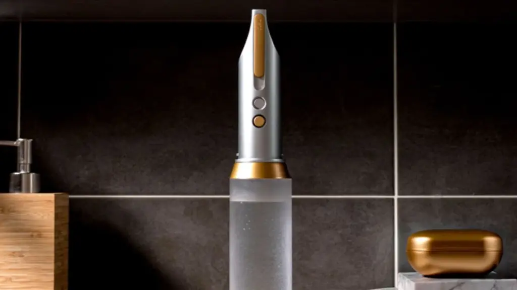 Dlaczego warto spakować butelkę z wodą do bagażu podręcznego, nawet jeśli nie planujesz pić