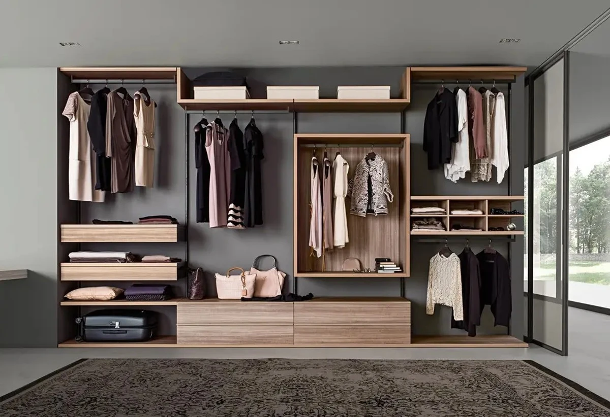 Dlaczego warto zrezygnować z ciężkiej szafy w sypialni - image 1