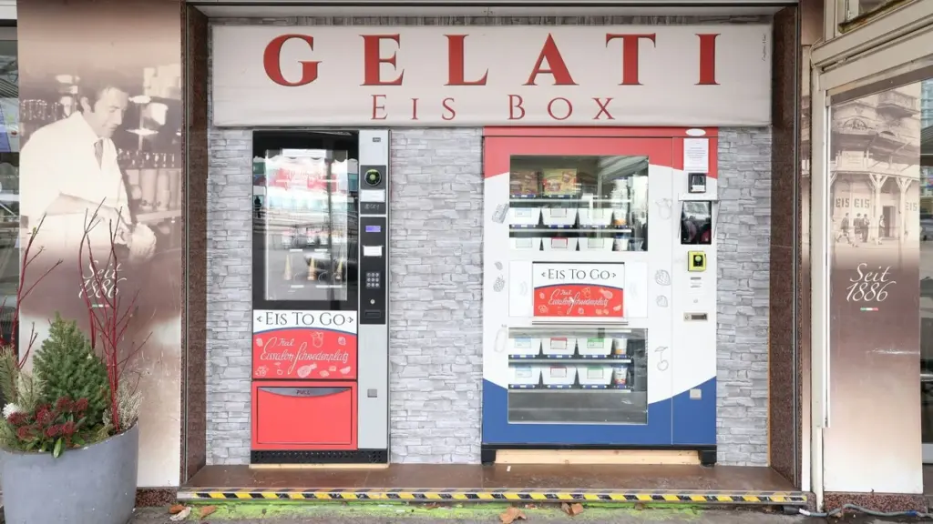 Dlaczego wiedeńczycy ustawiają się w kolejkach do automatów na Schwedenplatz