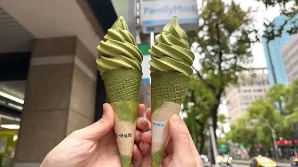 Dlaczego w marcu warto szukać lodów o smaku matcha z tą konkretną etykietą