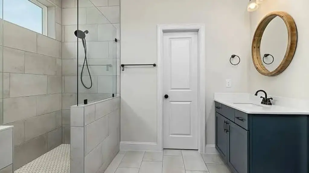 Koniec ze sprzątaniem kabin: 7 nowych trendów pod prysznic