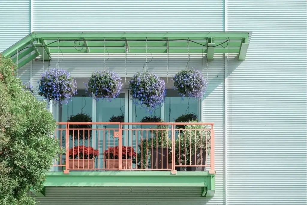 Dlaczego doświadczeni projektanci zawsze stawiają te cztery rośliny na tarasie