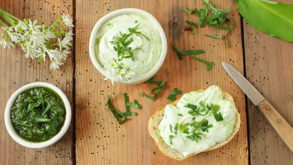 Dlaczego doświadczeni kucharze zawsze szukają czosnku niedźwiedziego na początku marca