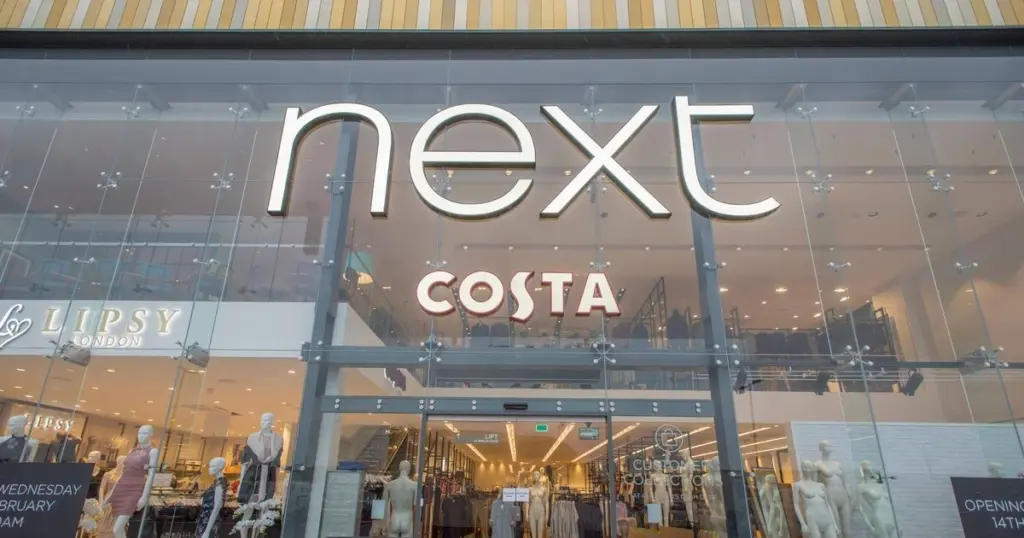 Dlaczego doświadczeni ogrodnicy wybierają betonowe kule zamiast zwykłych lamp