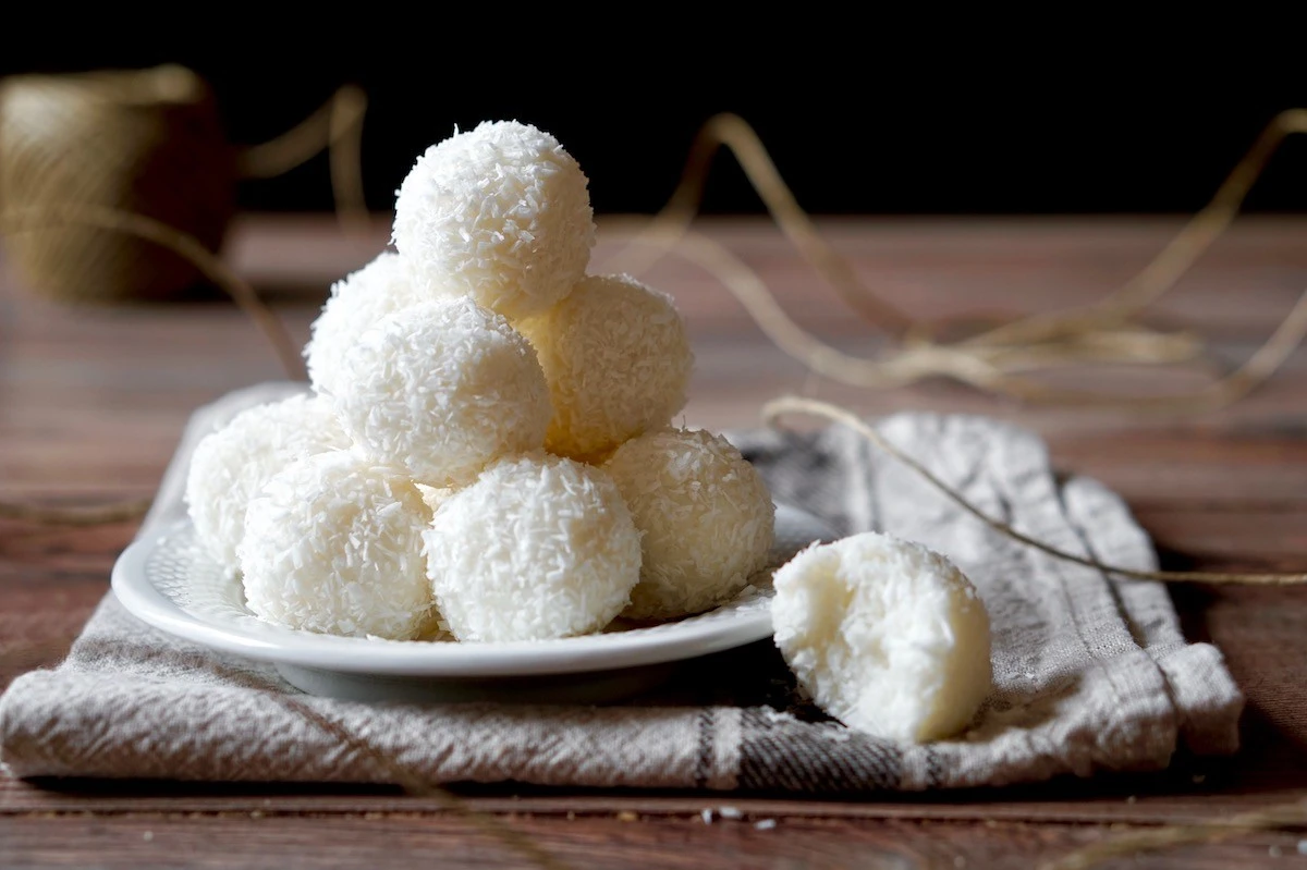 Dlaczego doświadczeni cukiernicy dodają ricottę do deserów bez pieczenia - image 1