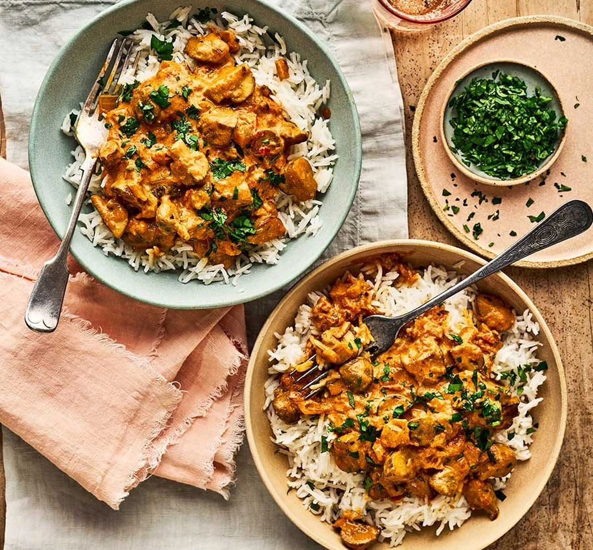 Dlaczego doświadczeni kucharze dodają soczewicę do sosu bolońskiego - image 1