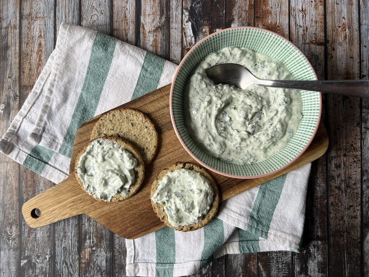 Dlaczego doświadczeni kucharze zawsze szukają czosnku niedźwiedziego na początku marca - image 1