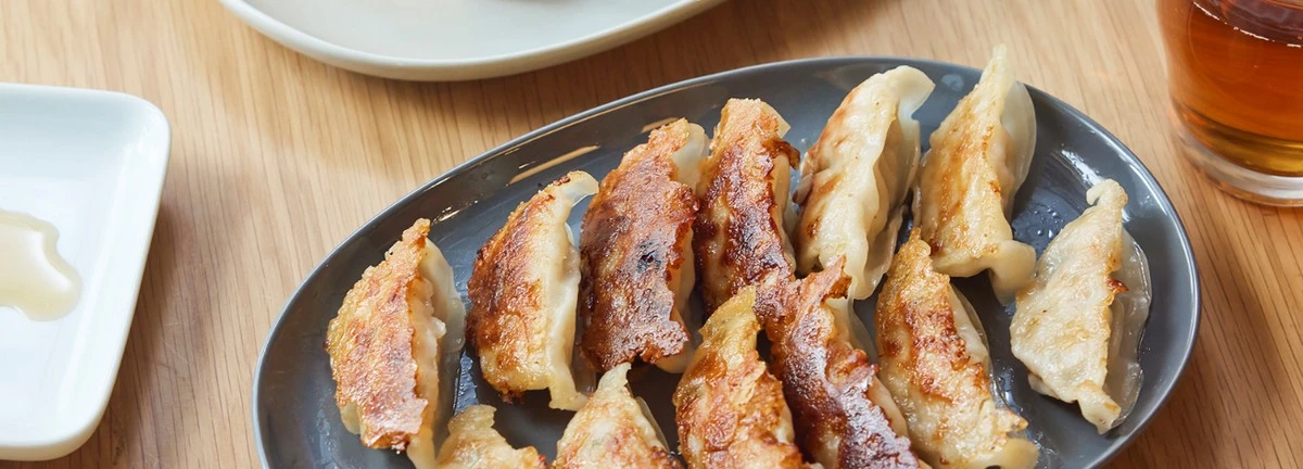 Dlaczego doświadczeni domownicy kładą śniadanie na talerzu z włókna palmowego - image 1