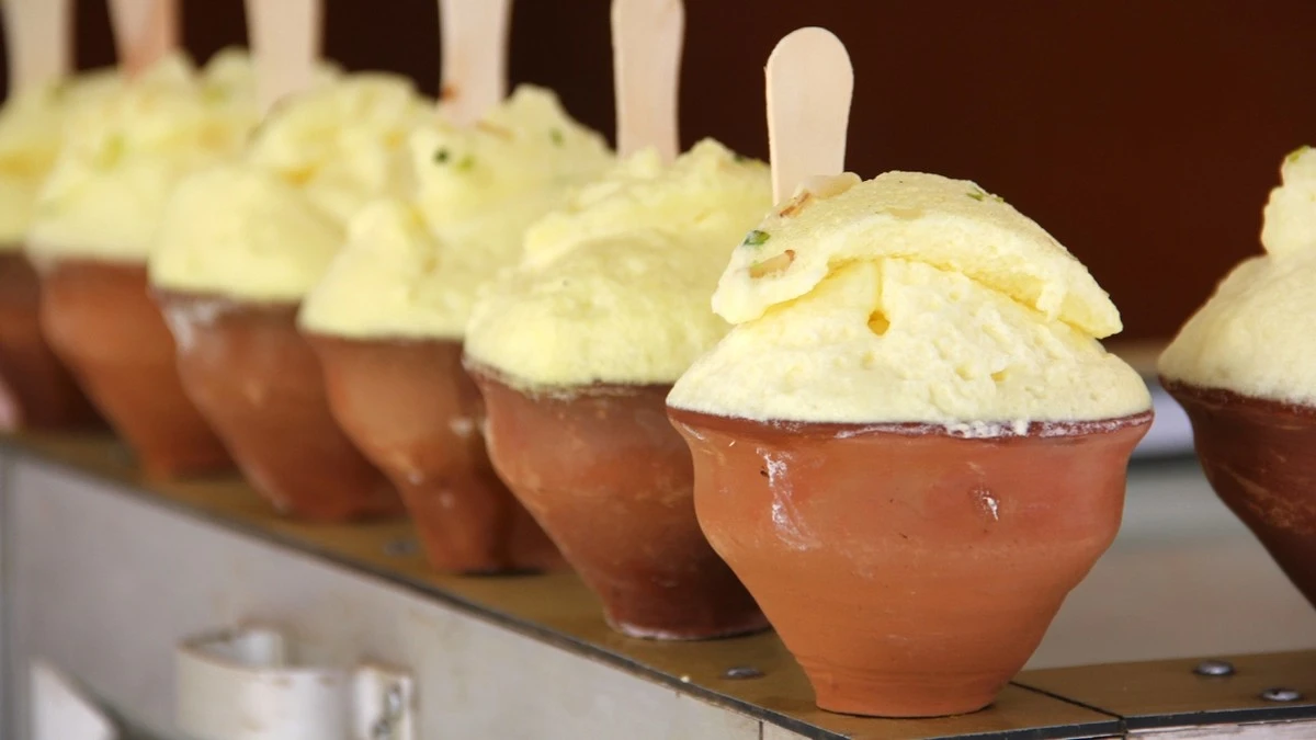 Dlaczego indyjscy cukiernicy ubijają mleko tylko w nocy - image 1