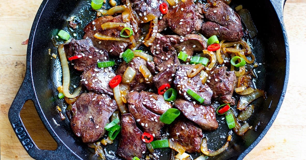 Dlaczego kucharze w Aleksandrii zawsze dodają ocet do smażonej wątróbki - image 1