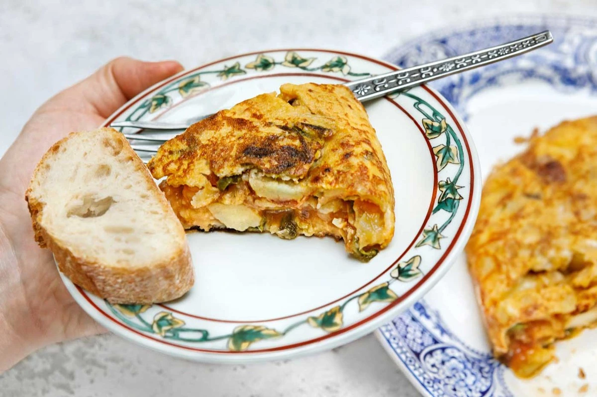 Dlaczego kultowy bar w Toledo przywrócił oryginalne menu z 1986 roku - image 1