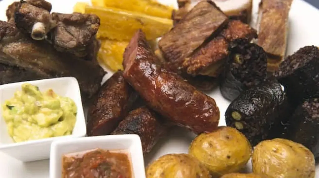 Dlaczego mieszkańcy Bogoty co weekend jeżdżą do tych trzech miasteczek