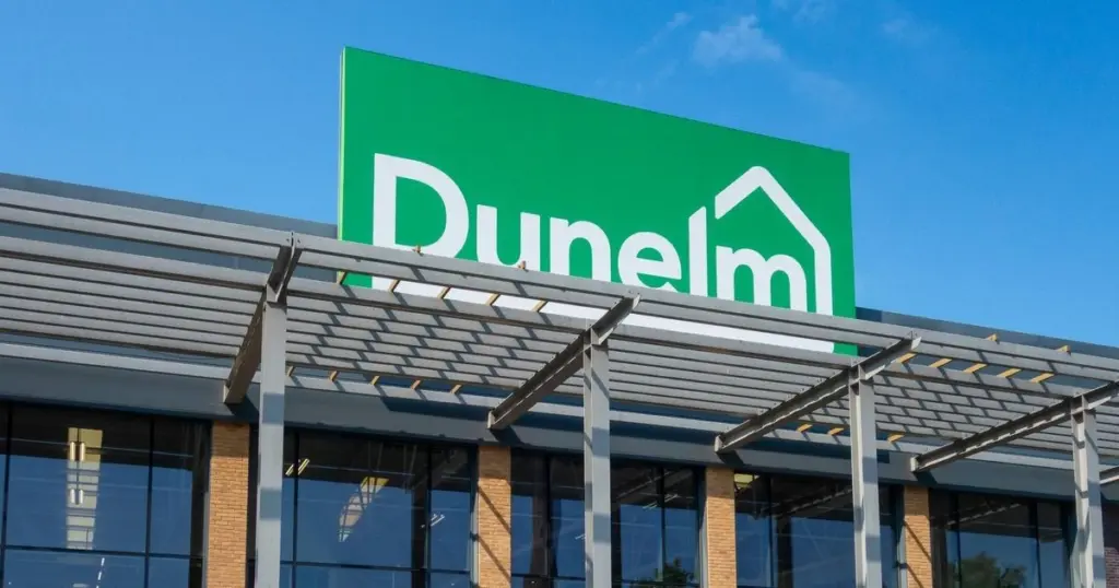 Dlaczego miłośnicy wnętrz stawiają tę bezprzewodową lampę w ciemnych kątach bez gniazdek