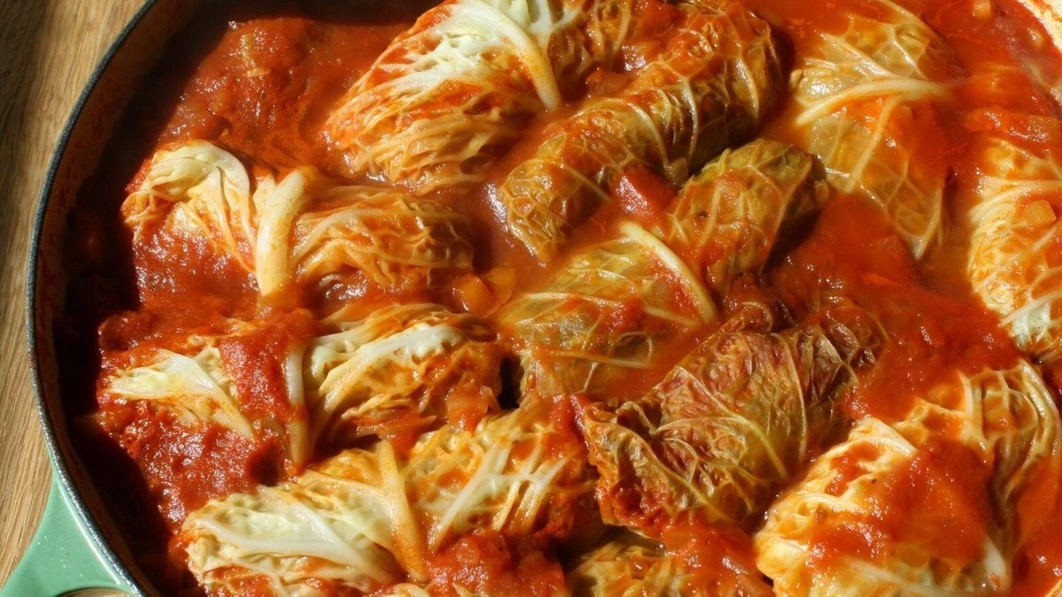 Dlaczego mnisi dodają łyżeczkę miodu do postnych gołąbków - image 1