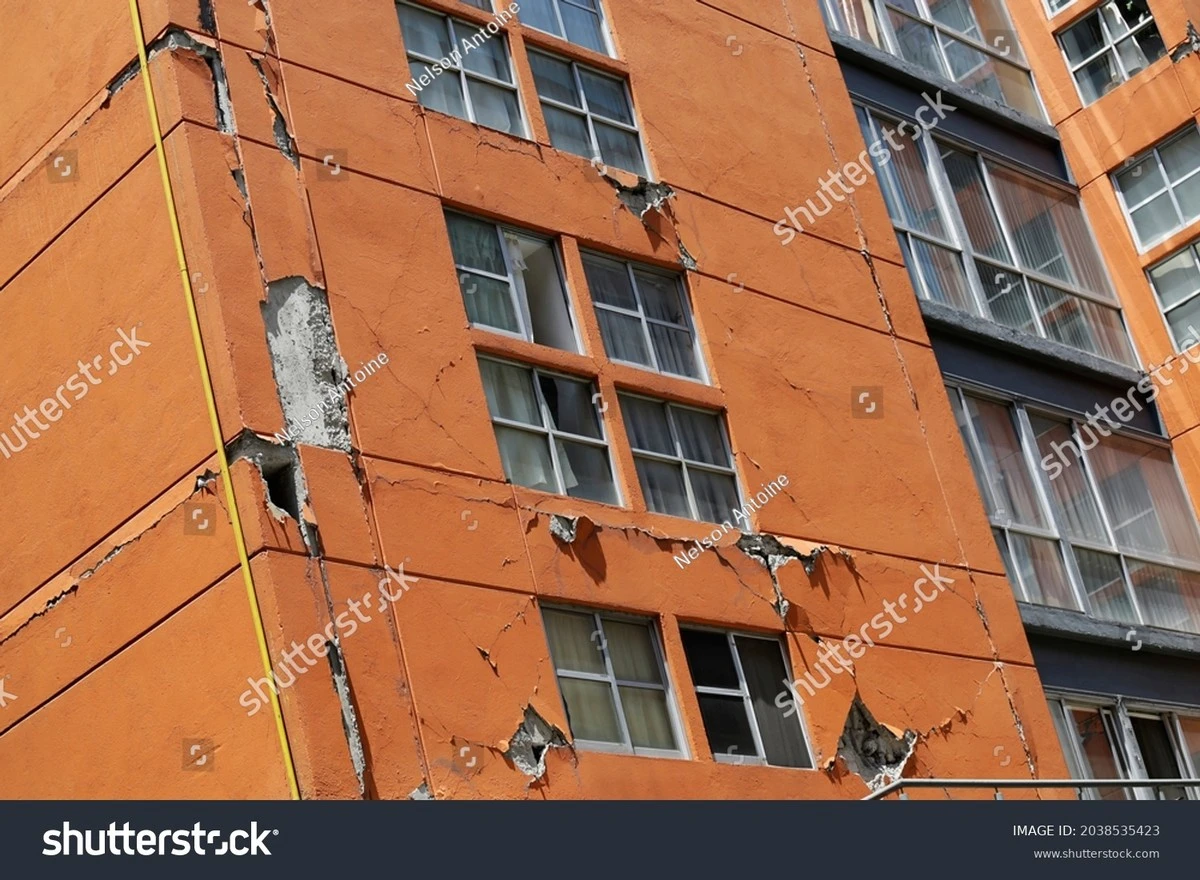 Dlaczego na 16. piętrze nowoczesnego wieżowca pojawiła się pięciocentymetrowa szczelina - image 1