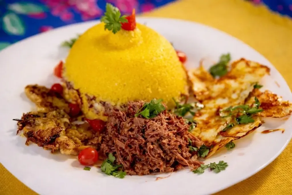 Dlaczego na środku dworca stanął gigantyczny garnek z darmowym posiłkiem