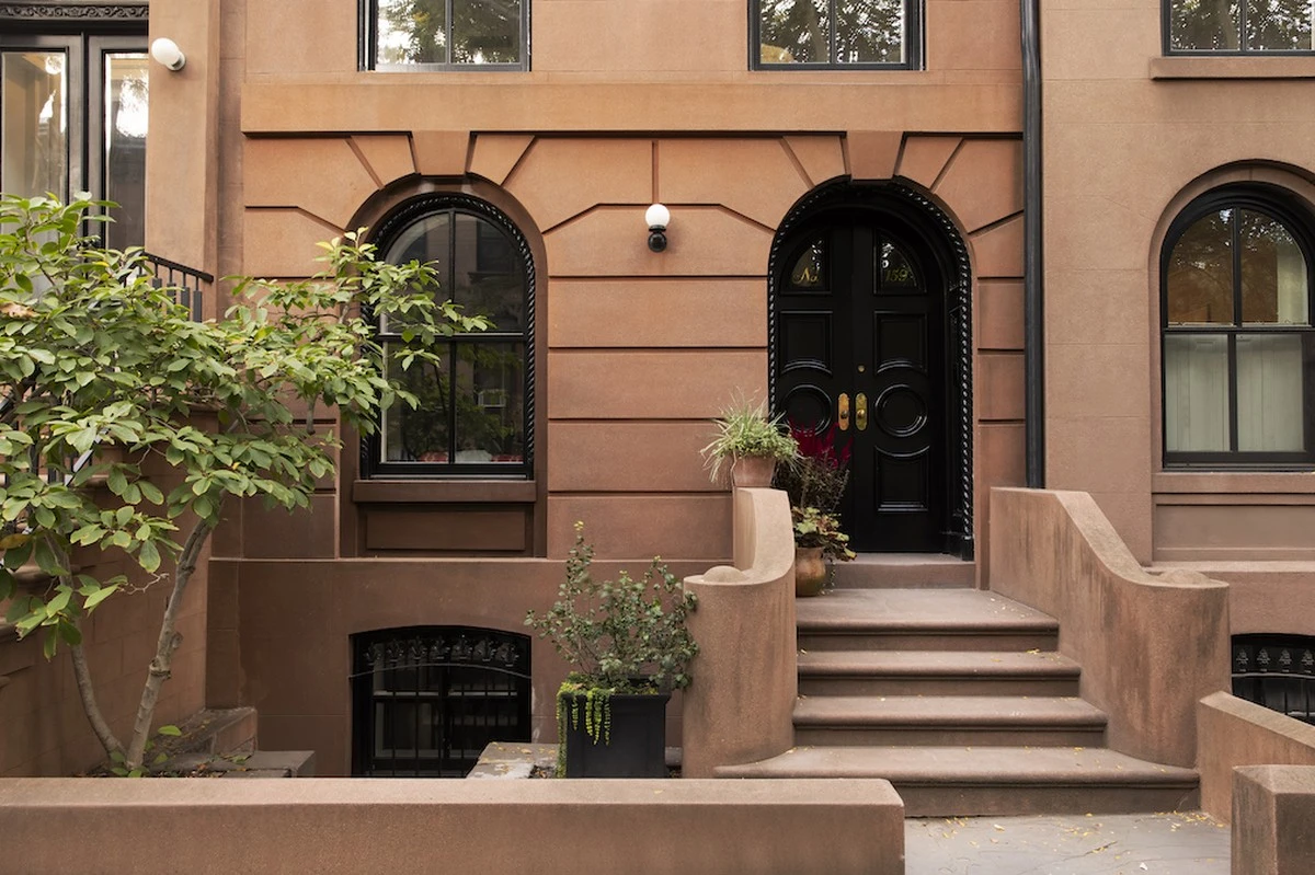 Dlaczego odnowiony dom w Clinton Hill kosztuje teraz 2,25 mln dolarów - image 1