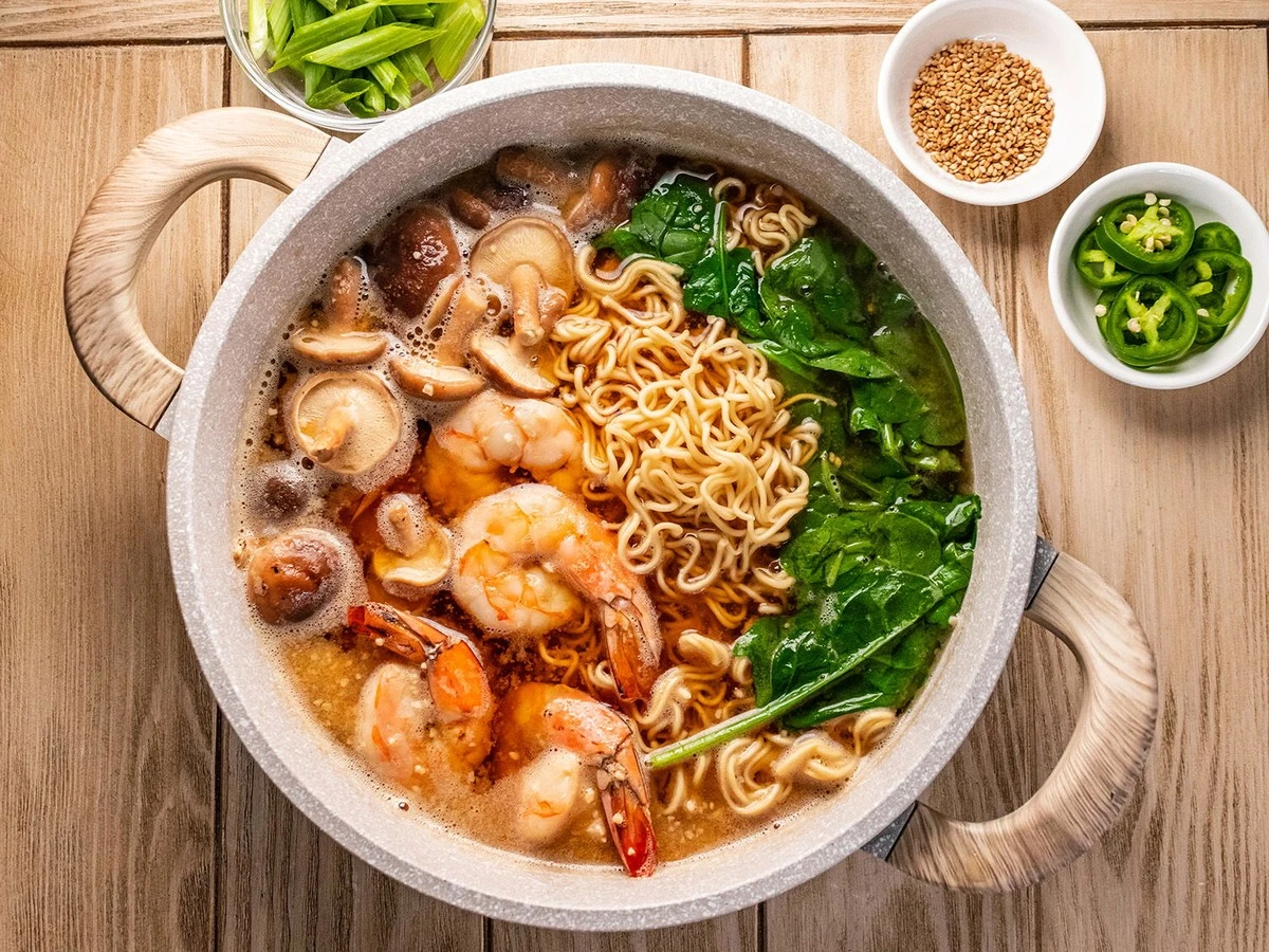 Dlaczego pasażerowie w Nagoi nagle zaczęli ustawiać się w kolejce na peronie 1 - image 1