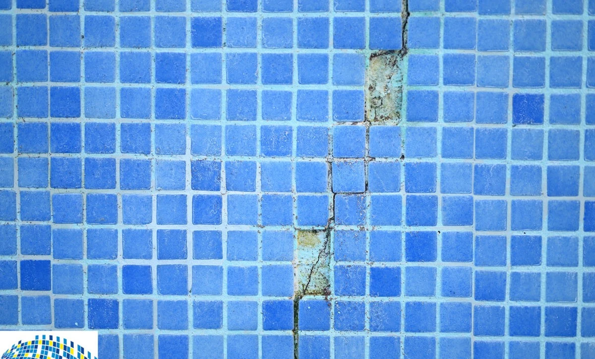 Dlaczego poziom wody w basenie nagle spada i kiedy winna jest firma budowlana - image 1