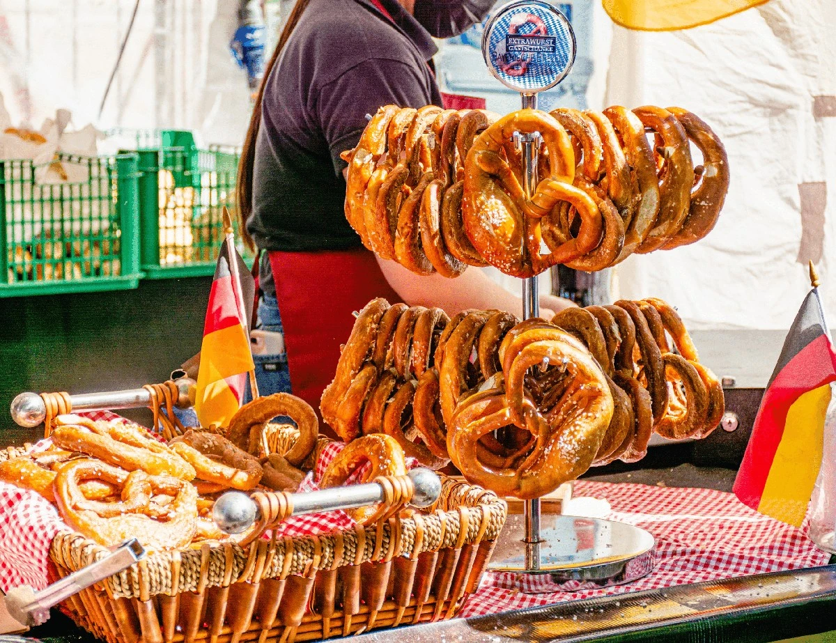 Dlaczego profesjonalni szefowie kuchni w Santiago zawsze wybierają ten konkretny rodzaj niemieckiej kiełbaski - image 1
