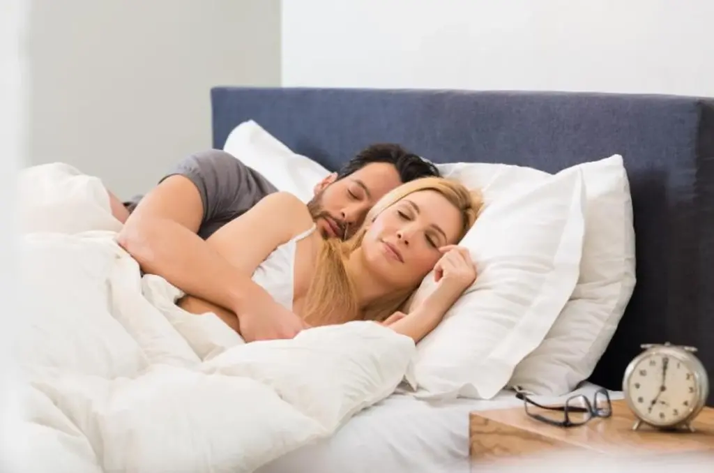 Dlaczego Skandynawowie zawsze kładą dwie kołdry na jedno łóżko